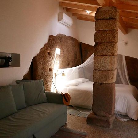 Casa Do Meio Em Quinta De Sao Pedro De Vir-A-Corca มอนซานโต ภายนอก รูปภาพ